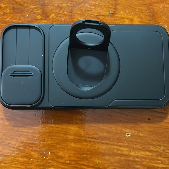 iPhone 13 rotatable case - Picture 5 of 7